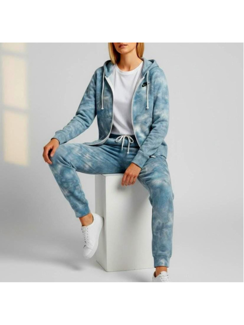 XL Nike Club Fleece Sweatsuit, Hand-Dyed Tie-Dye Hoodie & Sweatpants Set